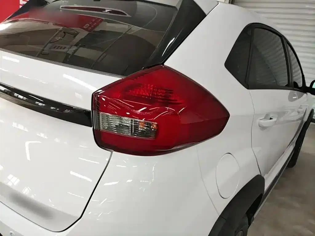 Chery Tiggo 3x 2024 1.5L CVT Premium Edition — миниатюра 8