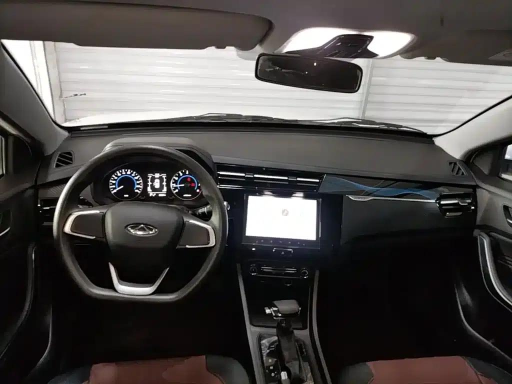 Chery Tiggo 3x 2024 1.5L CVT Premium Edition — миниатюра 10