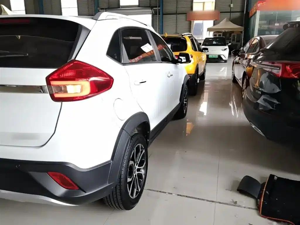 Chery Tiggo 3x 2018 1.5L Manual Elite Edition — миниатюра 8