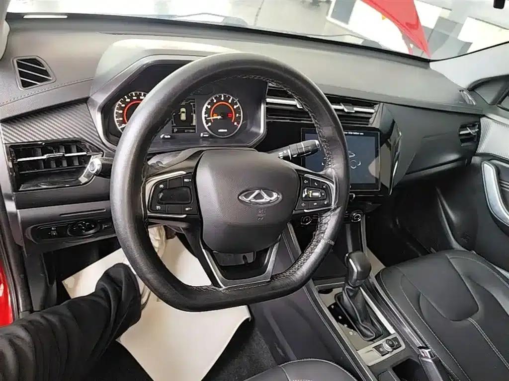 Chery Tiggo 3x 2021 PLUS 1.5L CVT Joyful Red Date Edition II — миниатюра 10