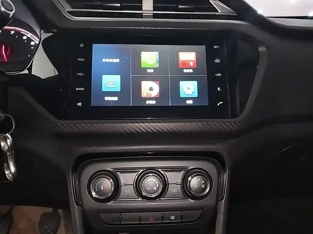 Chery Tiggo 3x 2020 Premium Edition 1.5L Manual Deluxe Version — миниатюра 13