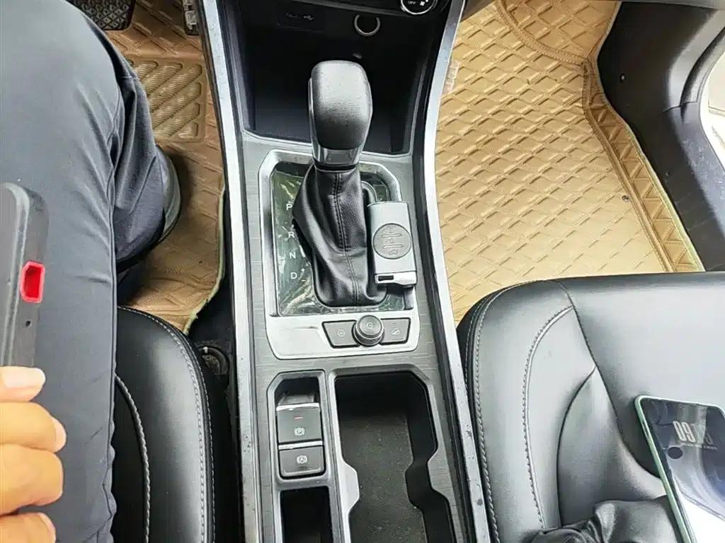 Chery Tiggo 3x 2021 PLUS 1.5L CVT Enjoyable Red Date Edition — миниатюра 14