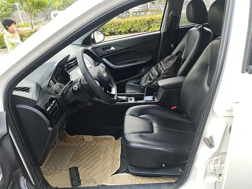 Chery Tiggo 3x 2021 PLUS 1.5L CVT Enjoyable Red Date Edition — миниатюра 15