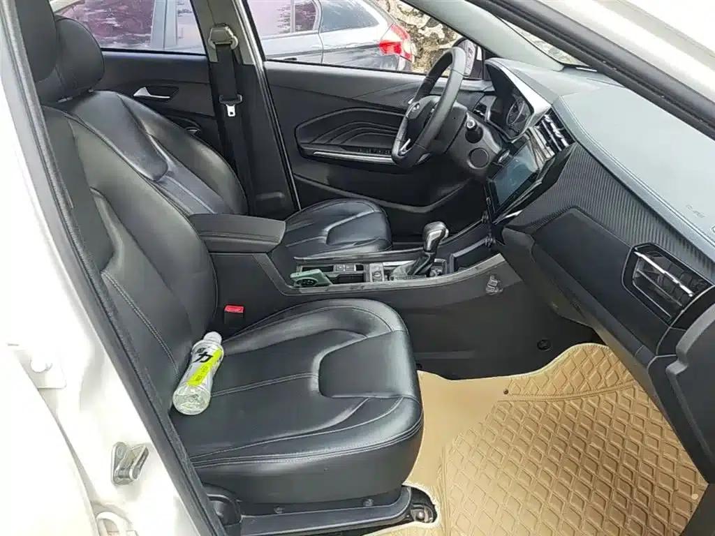 Chery Tiggo 3x 2021 PLUS 1.5L CVT Enjoyable Red Date Edition — миниатюра 25