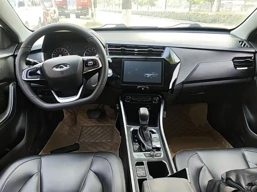 Chery Tiggo 3x 2021 PLUS 1.5L CVT Enjoyable Red Date Edition — миниатюра 10