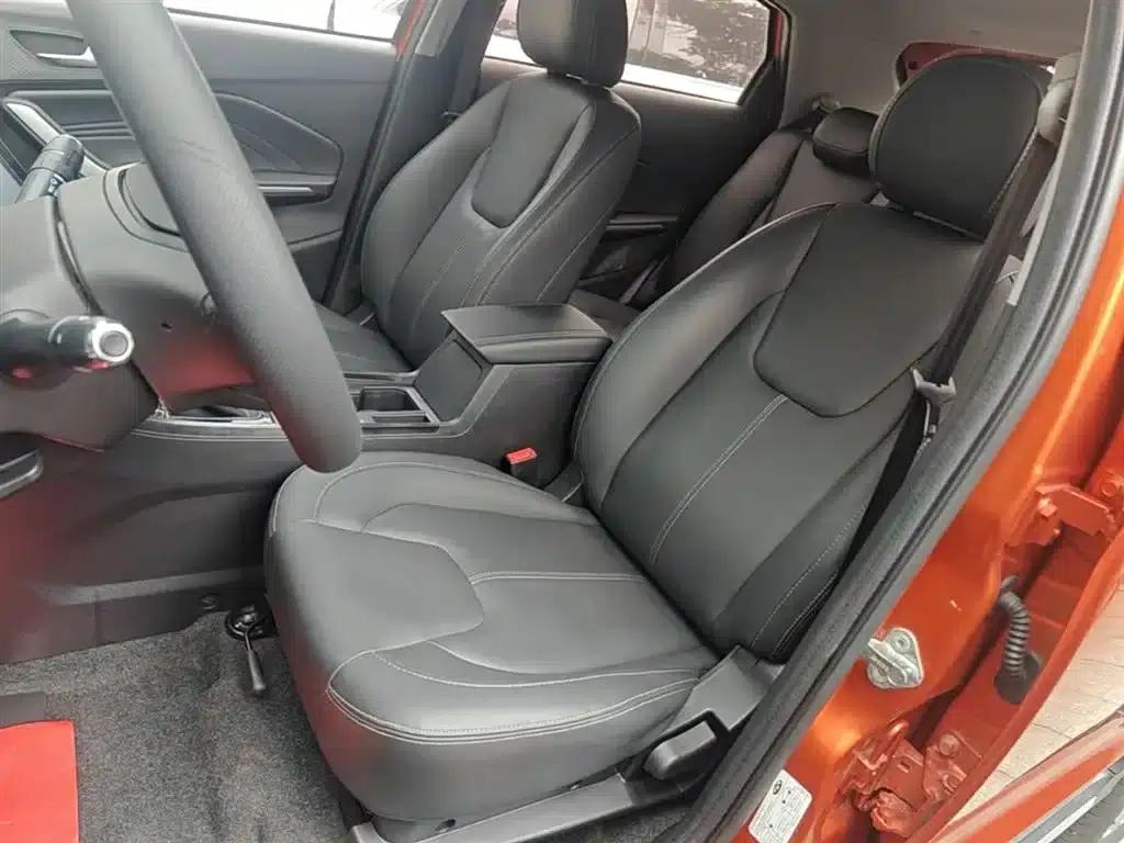 Chery Tiggo 3x 2021 PLUS 1.5L CVT Enjoyable Red Date Edition — миниатюра 15