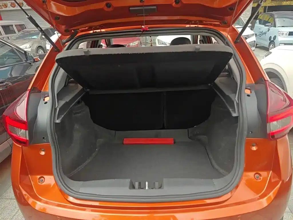 Chery Tiggo 3x 2021 PLUS 1.5L CVT Enjoyable Red Date Edition — миниатюра 19