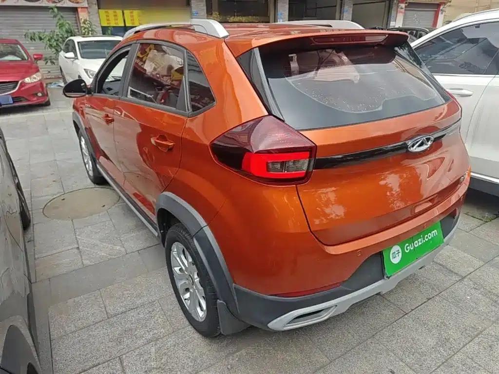Chery Tiggo 3x 2021 PLUS 1.5L CVT Enjoyable Red Date Edition — миниатюра 5