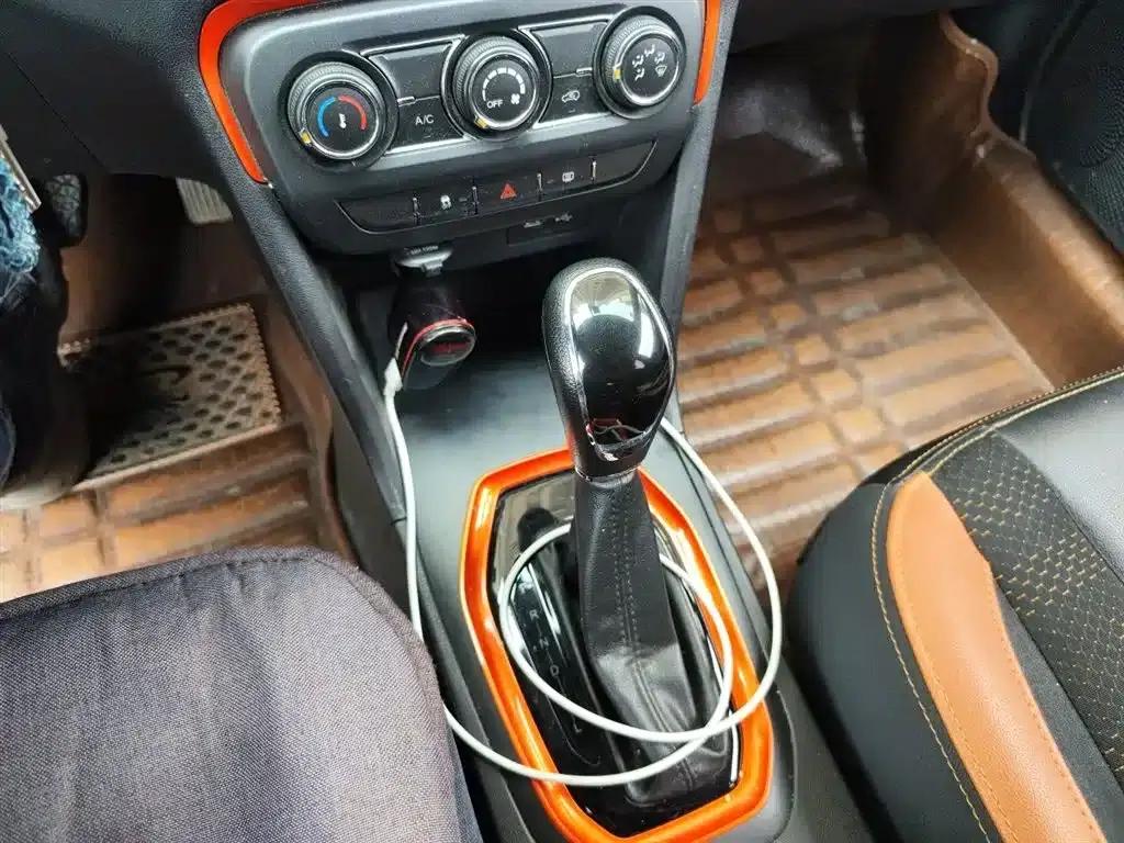 Chery Tiggo 3x 2017 1.5L Automatic Deluxe Edition — миниатюра 11