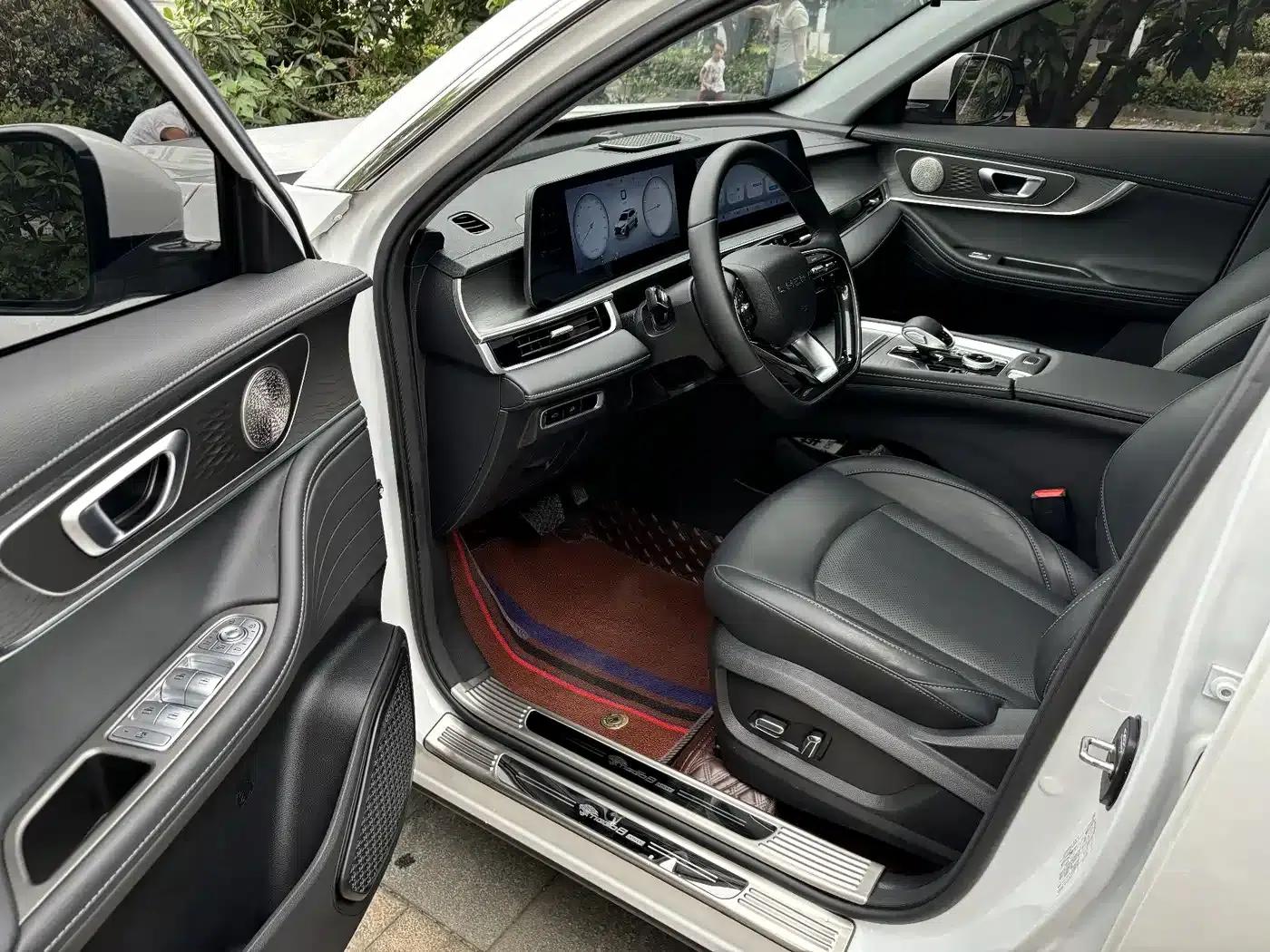 Chery Tiggo 8 PRO 2025 290T 2WD Luxury Edition — миниатюра 10