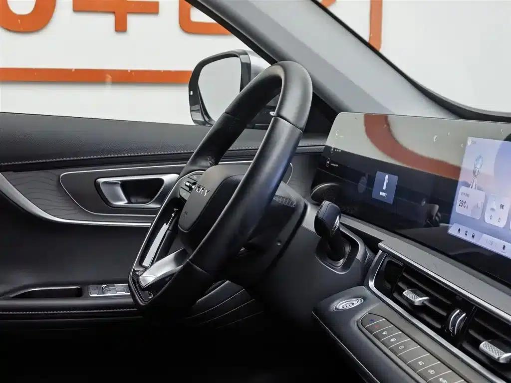 Chery Tiggo 8 PRO 2025 290T 2WD Luxury Edition — миниатюра 22