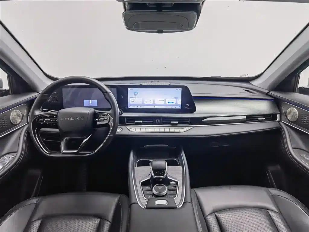 Chery Tiggo 8 PRO 2025 290T 2WD Luxury Edition — миниатюра 5