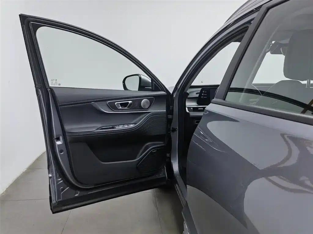 Chery Tiggo 8 PRO 2025 290T 2WD Luxury Edition — миниатюра 8