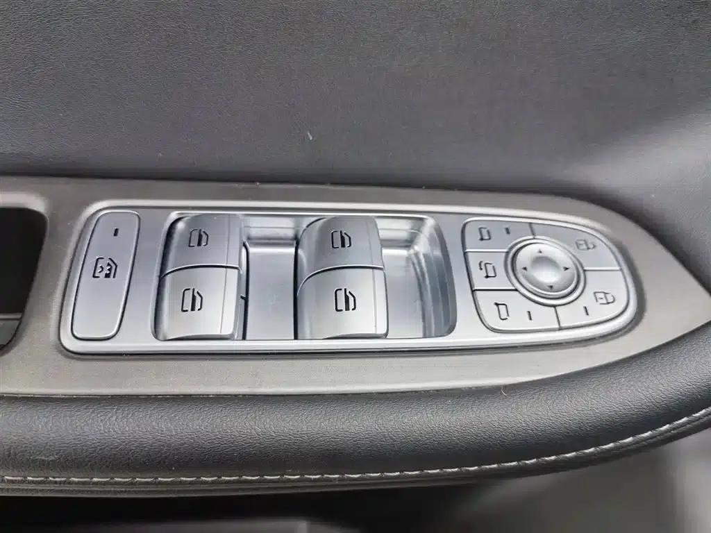 Chery Tiggo 8 PRO 2025 290T 2WD Luxury Edition — миниатюра 9