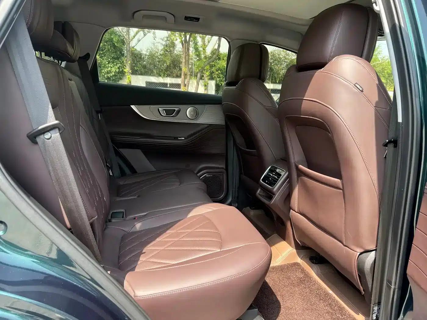 Chery Tiggo 8 PRO 2022 390T 2WD Expansive Edition 7-Seater — миниатюра 9