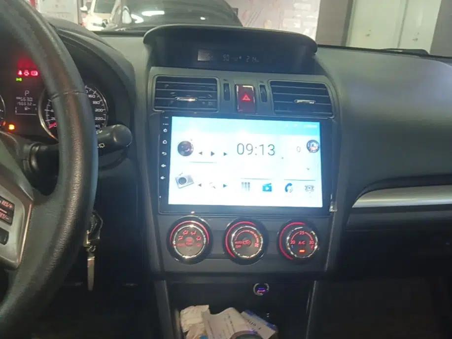 Subaru XV 2014 2.0i Comfort Edition — миниатюра 16