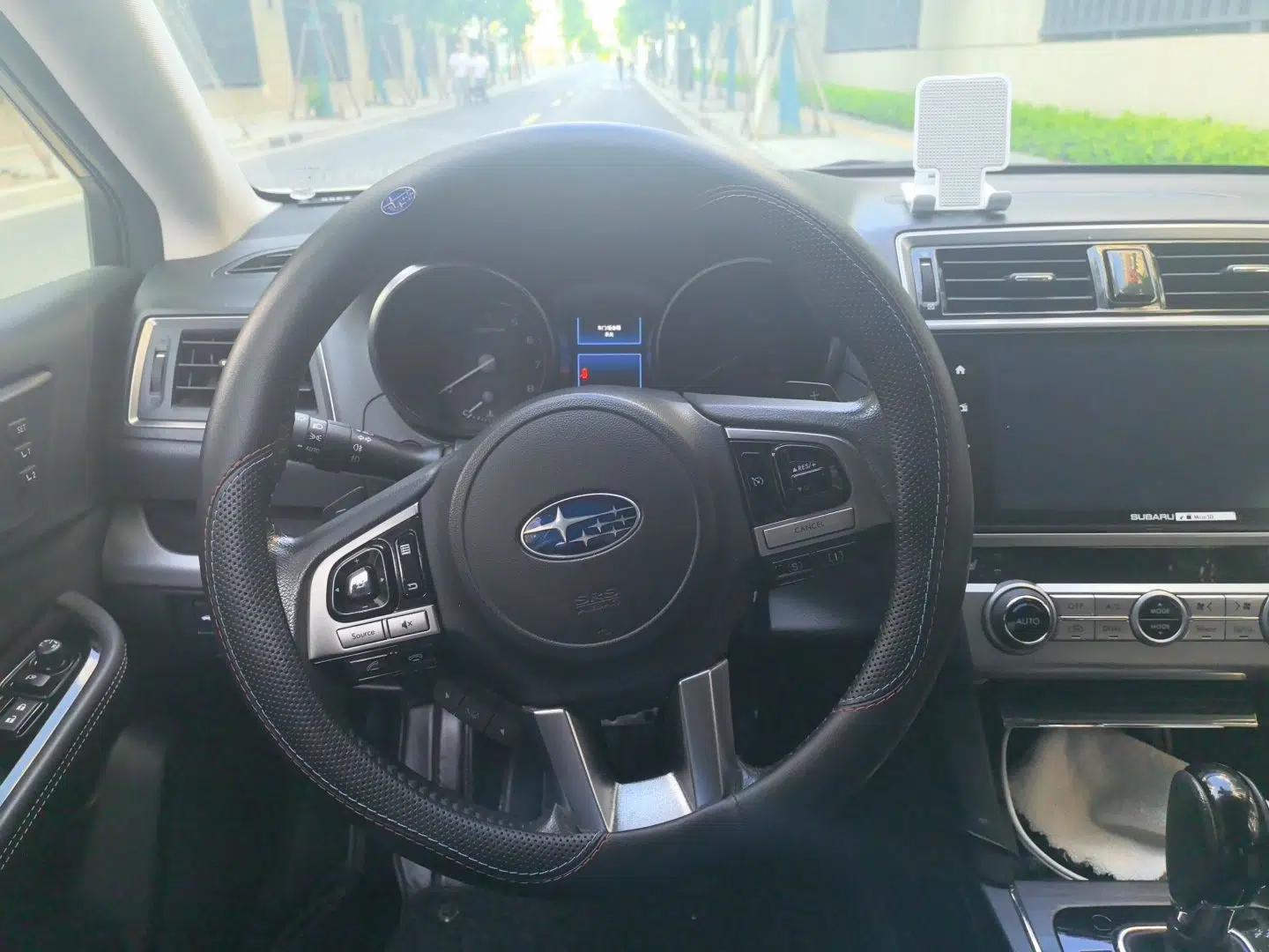 Subaru Legacy 2016 2.5i All-Wheel-Drive Glory Edition — миниатюра 11