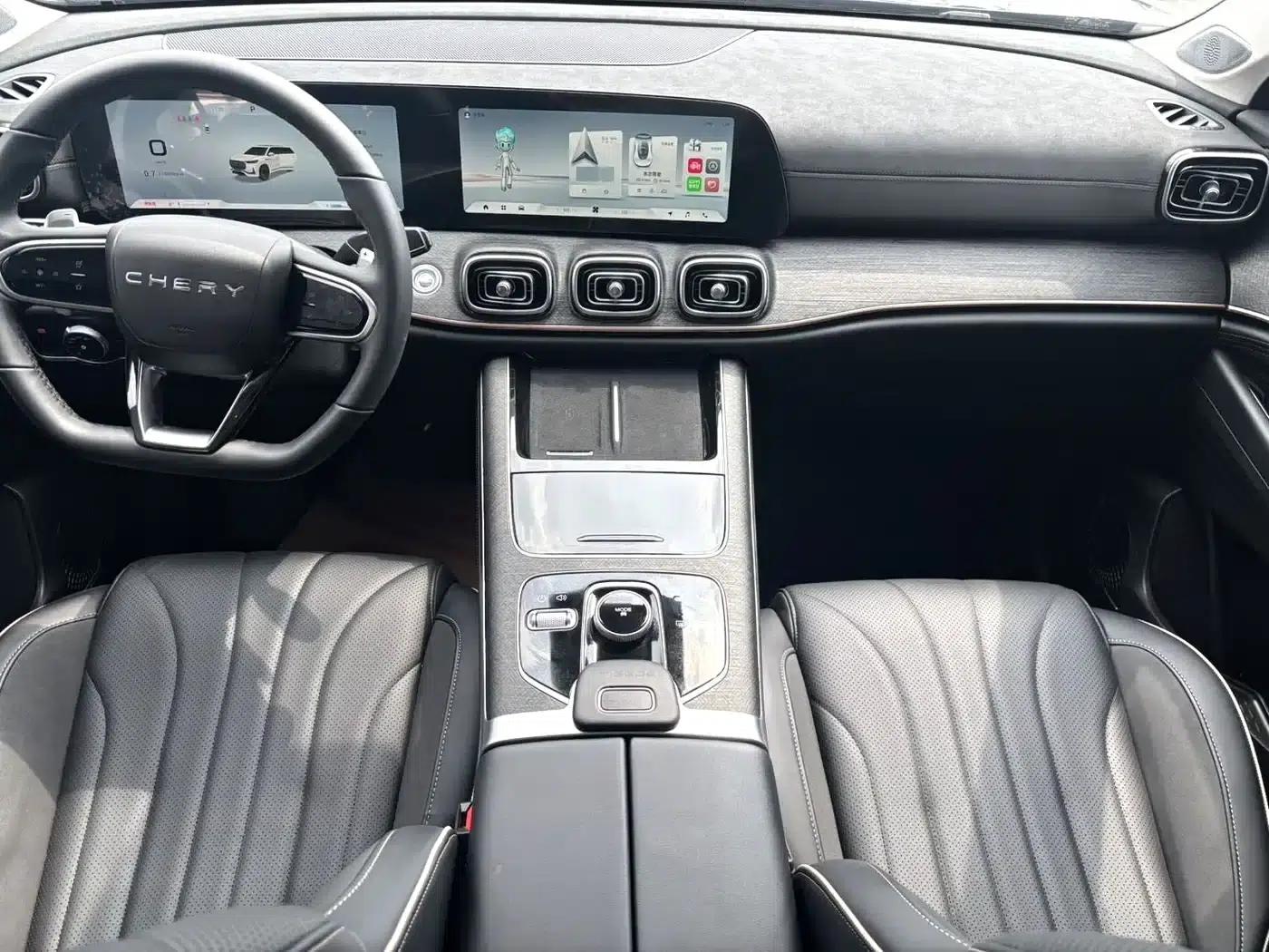Chery Tiggo 9 2023 2.0T Automatic 2WD Luxury Edition 7-Seater — миниатюра 5