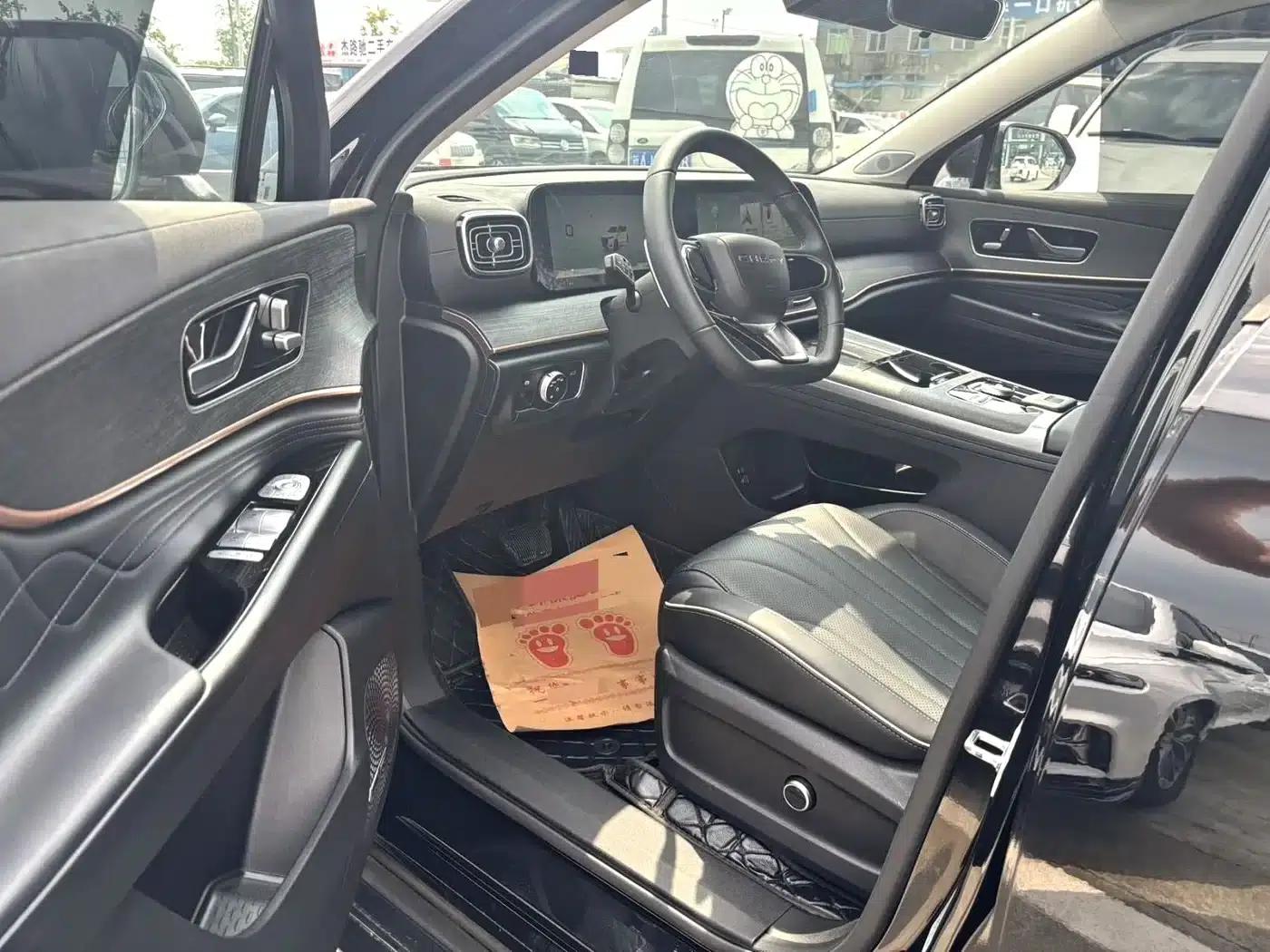 Chery Tiggo 9 2023 2.0T Automatic 2WD Luxury Edition 7-Seater — миниатюра 6