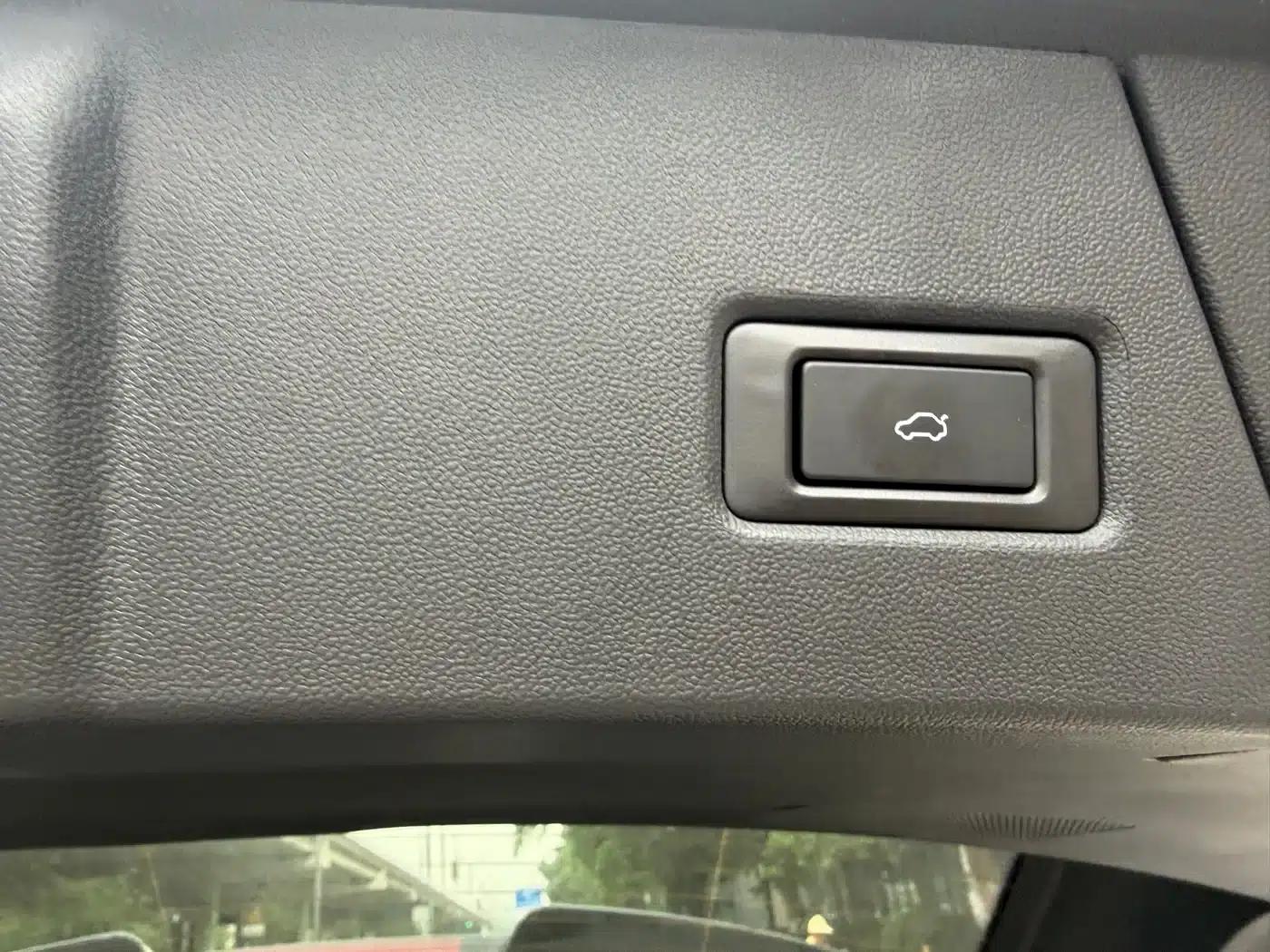 Chery Tiggo 9 2025 2.0T Automatic 2WD Premium Edition 5-seater — миниатюра 15