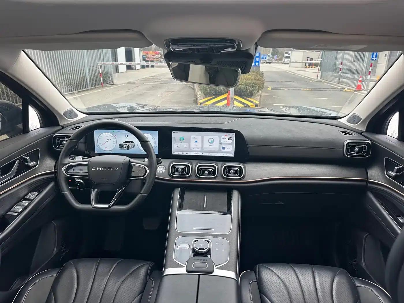 Chery Tiggo 9 2023 Facelift 2.0T Dual-Clutch Two-Wheel Drive Luxury 5-Seater — миниатюра 8