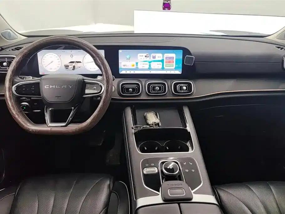 Chery Tiggo 9 2023 2.0T Automatic 2WD Luxury Edition 5-seater — миниатюра 12