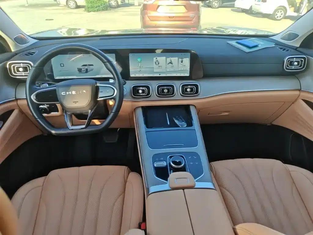 Chery Tiggo 9 2023 2.0T Automatic 4WD Premium Edition 5-seater — миниатюра 10
