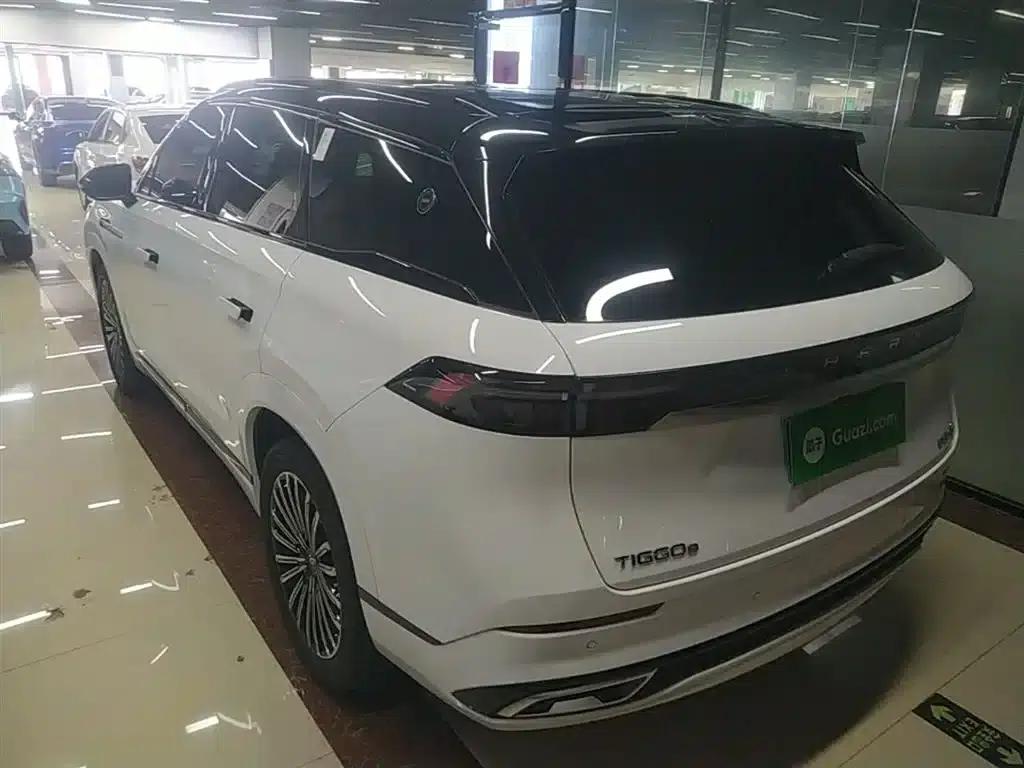 Chery Tiggo 9 2025 2.0T Automatic 2WD Premium Edition 5-seater — миниатюра 5