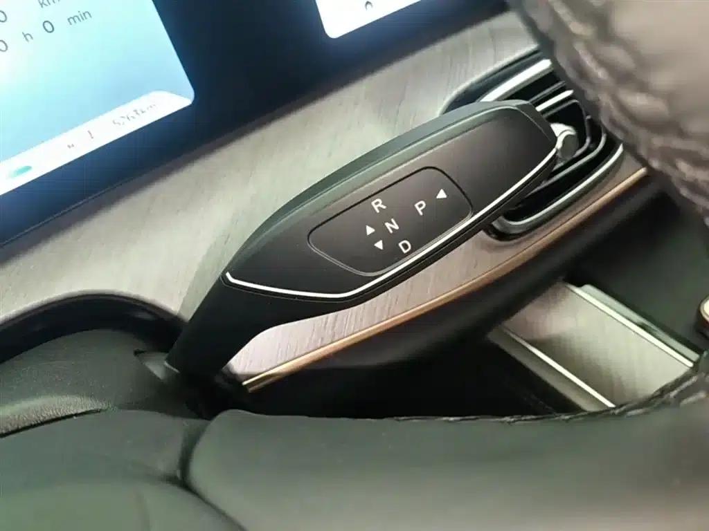 Chery Tiggo 9 2025 2.0T Automatic 2WD Premium Edition 5-seater — миниатюра 14