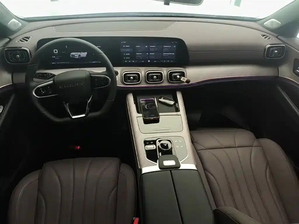 Chery Tiggo 9 2025 2.0T Automatic 2WD Premium Edition 5-seater — миниатюра 10