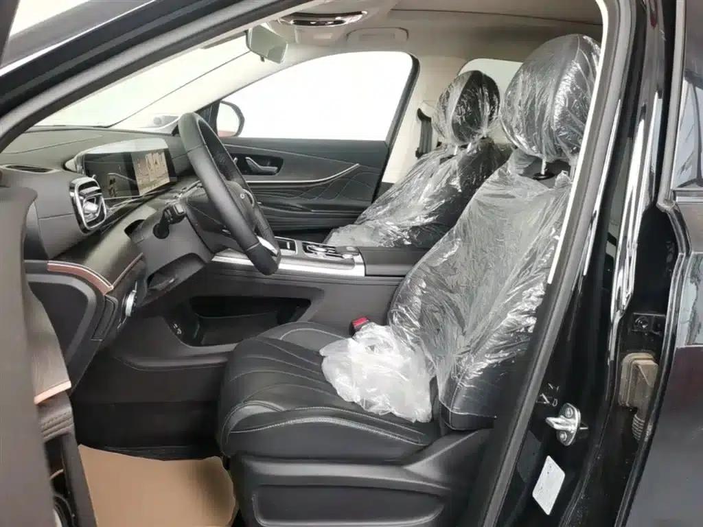 Chery Tiggo 9 2025 2.0T Dual-Clutch Two-Wheel Drive Comfort Edition 5-Seater — миниатюра 15