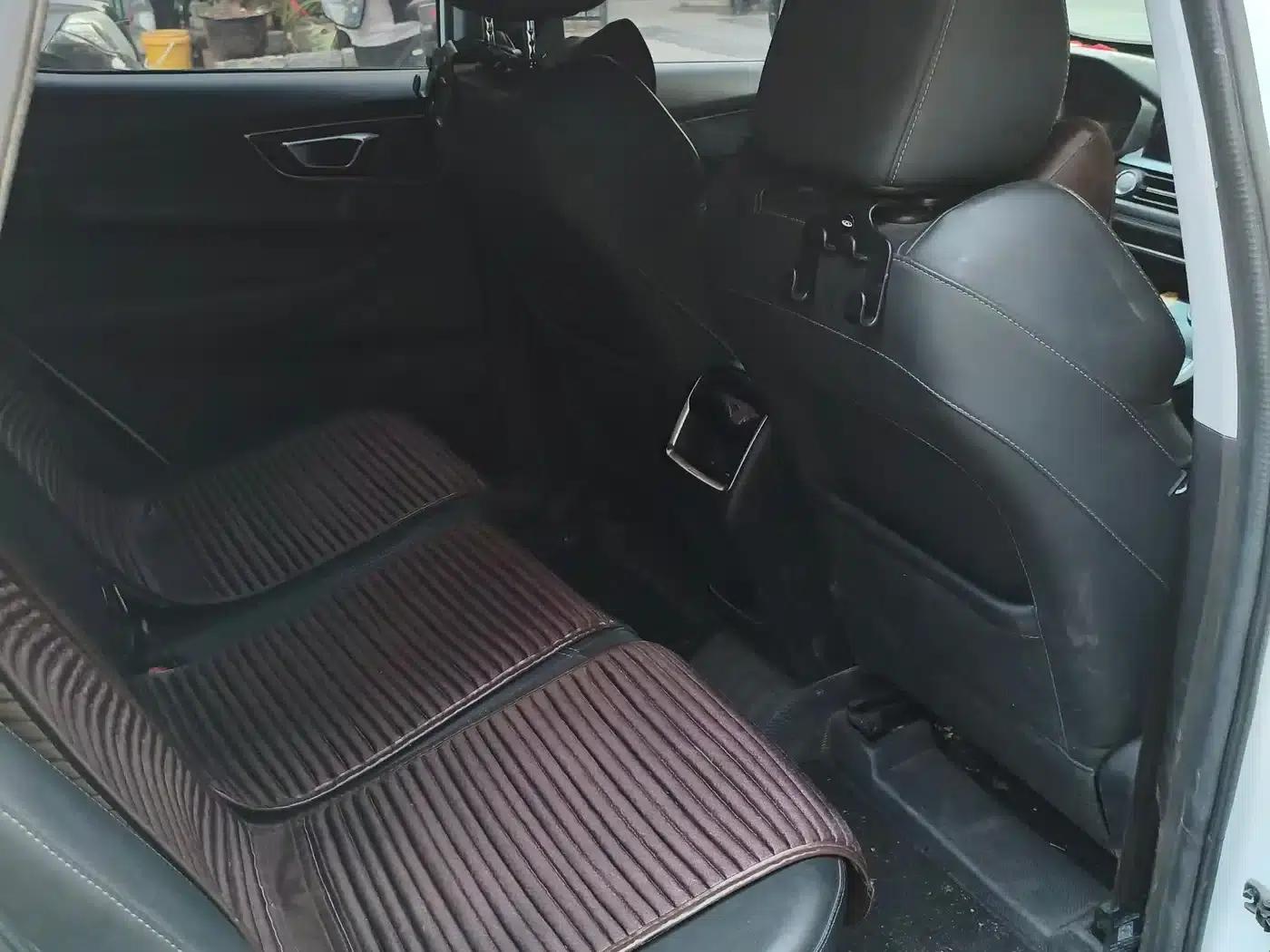 Chery Tiggo 5x 2023 1.5T CVT Luxury Edition — миниатюра 4