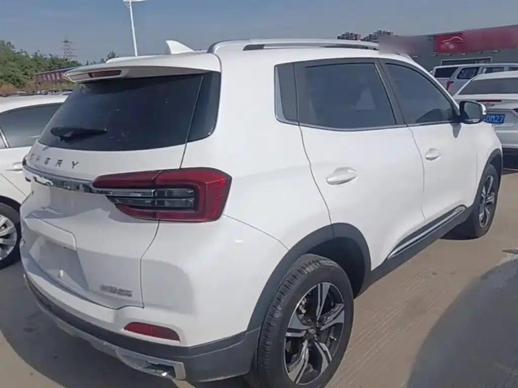 Chery Tiggo 5x 2020 1.5L CVT Fashion Edition — миниатюра 7
