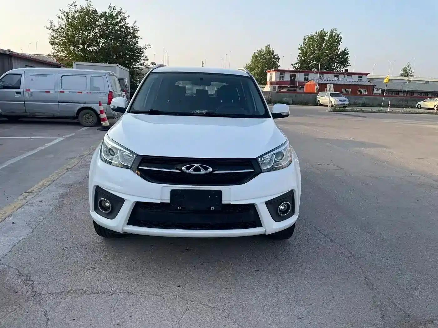 Chery Tiggo 3 2016 1.6L CVT Fashion Edition — миниатюра 2