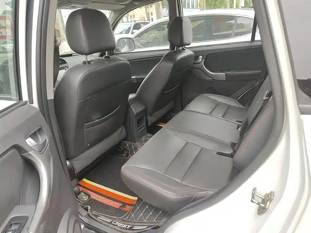 Chery Tiggo 3 2014 1.6L CVT Smart Edition — миниатюра 17