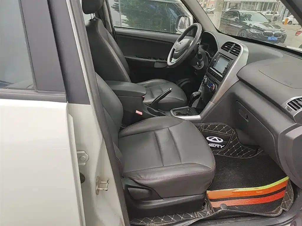 Chery Tiggo 3 2014 1.6L CVT Smart Edition — миниатюра 25