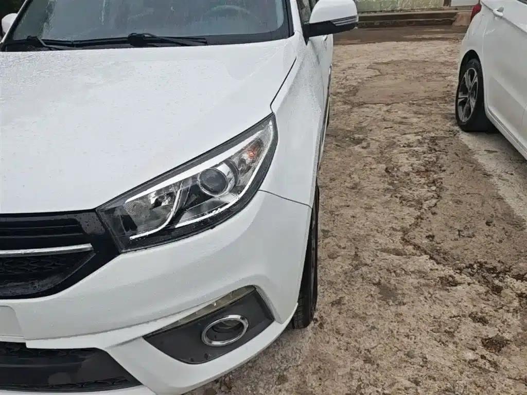Chery Tiggo 3 2016 1.6L Manual Smart Edition — миниатюра 24
