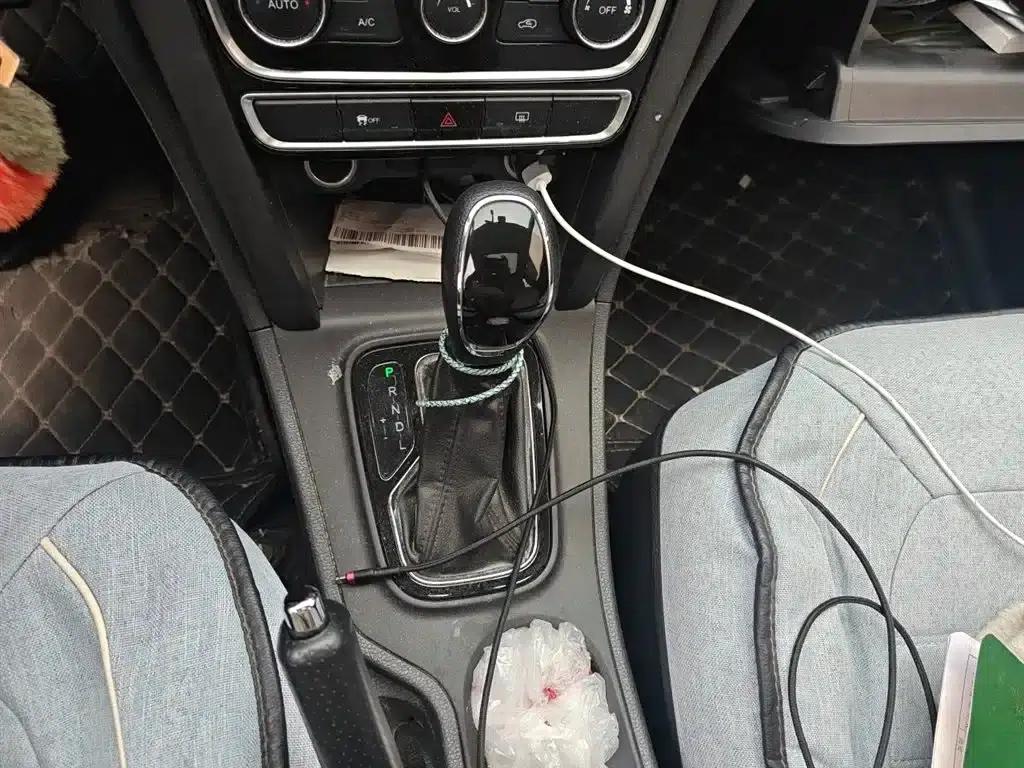 Chery Tiggo 3 2016 1.6L CVT Smart Edition — миниатюра 11