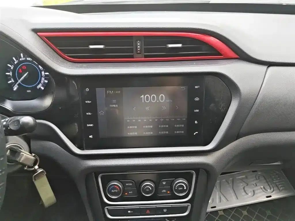 Chery Tiggo 3 2016 1.6L Manual Smart Edition — миниатюра 13