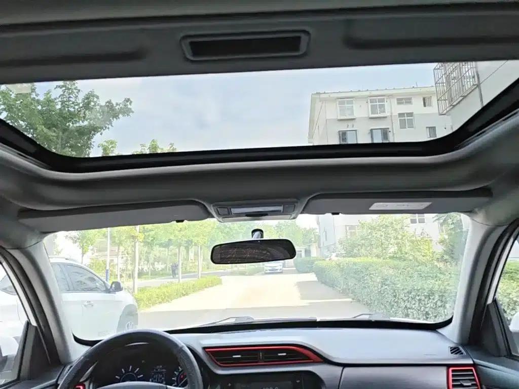 Chery Tiggo 3 2016 1.6L Manual Smart Edition — миниатюра 18