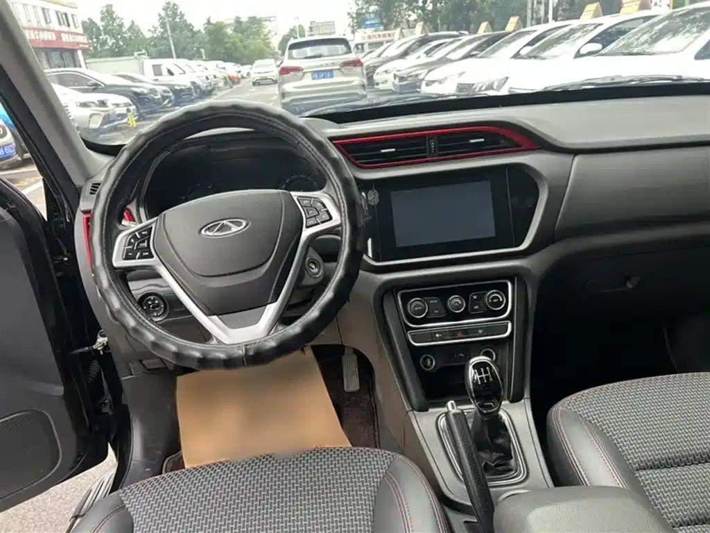 Chery Tiggo 3 2016 1.6L Manual Smart Edition — миниатюра 15