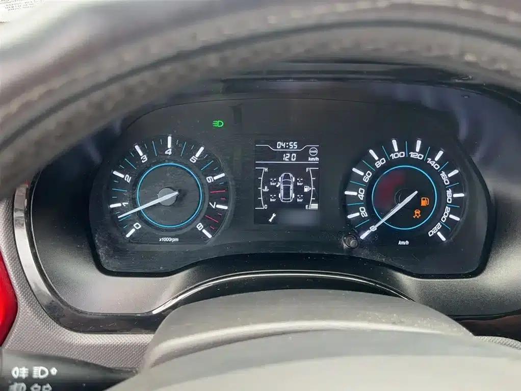 Chery Tiggo 3 2016 1.6L Manual Smart Edition — миниатюра 4