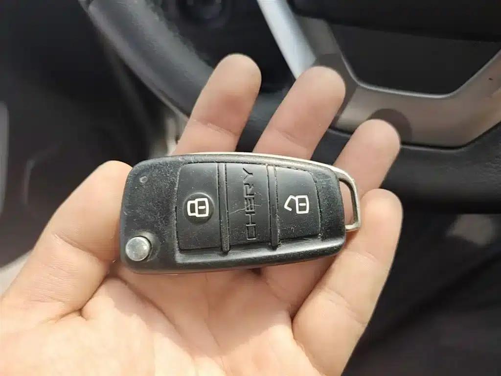 Chery Tiggo 3 2016 1.6L Manual Smart Edition — миниатюра 16