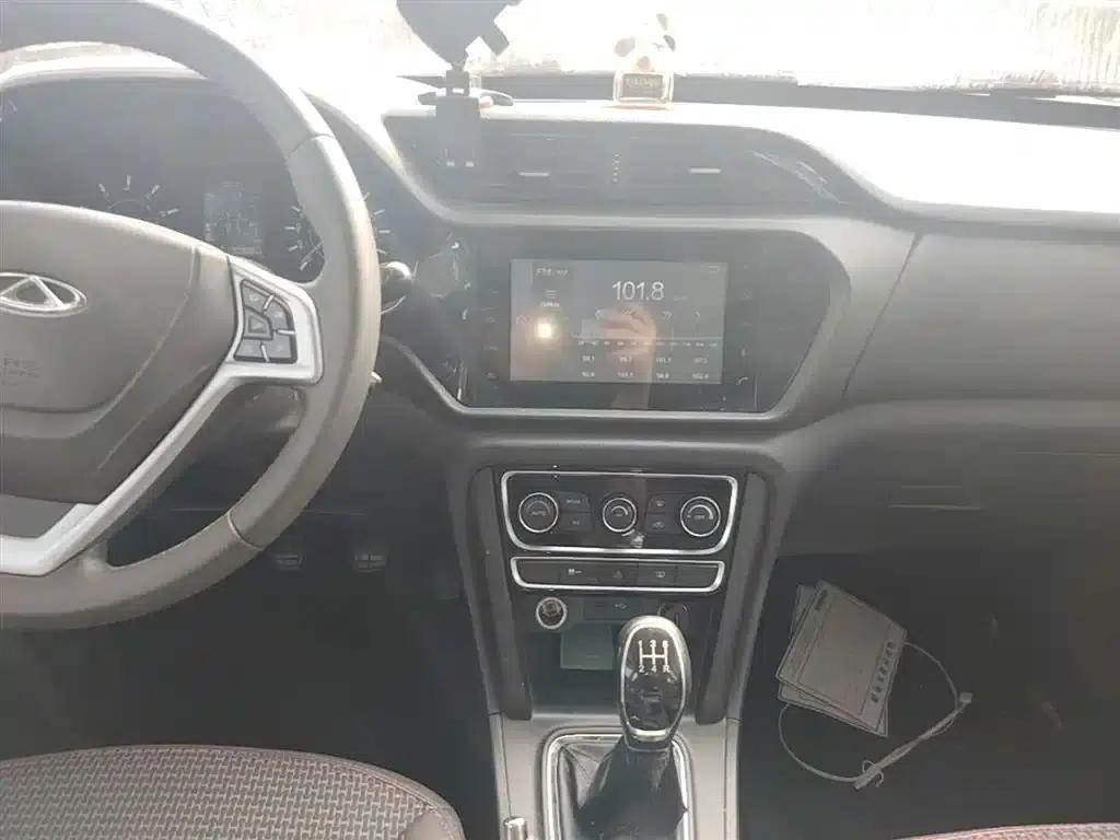 Chery Tiggo 3 2016 1.6L Manual Smart Edition — миниатюра 9