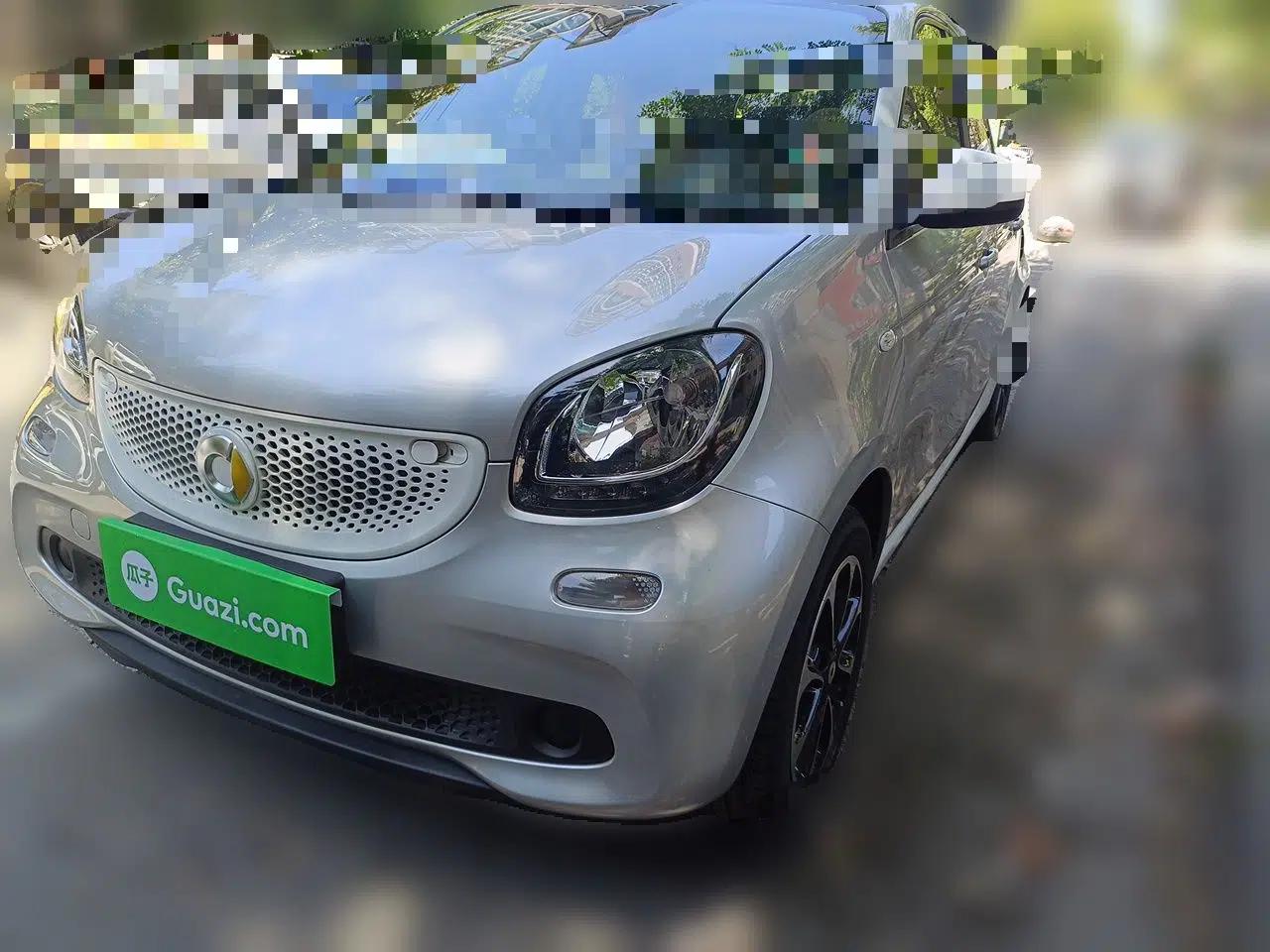 smart forfour 2016 1.0L 52 kW Passion Edition — миниатюра 1