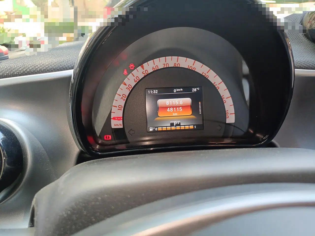 smart forfour 2016 1.0L 52 kW Passion Edition — миниатюра 12