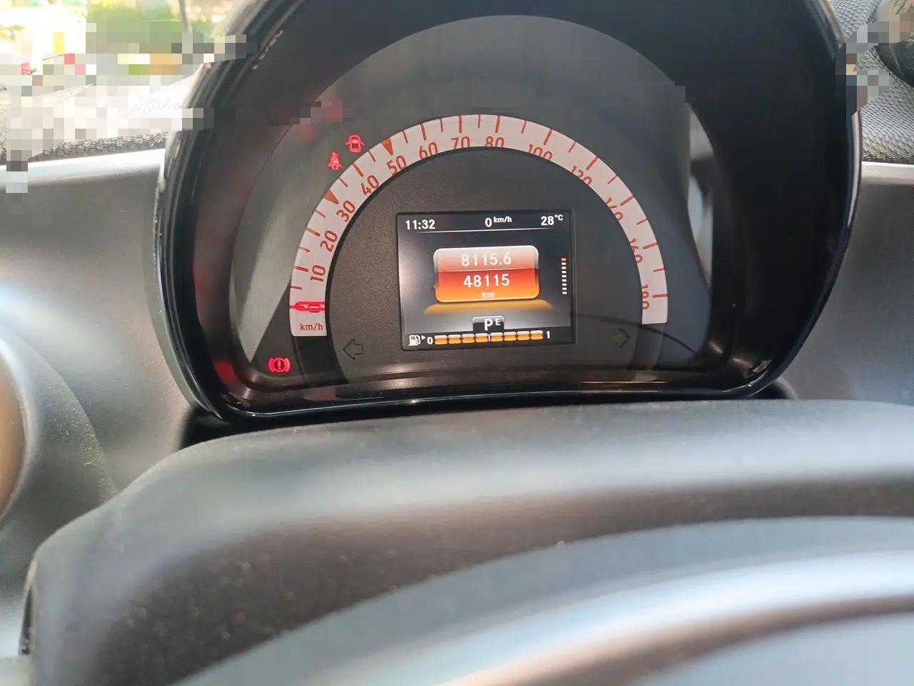 smart forfour 2016 1.0L 52 kW Passion Edition — миниатюра 13
