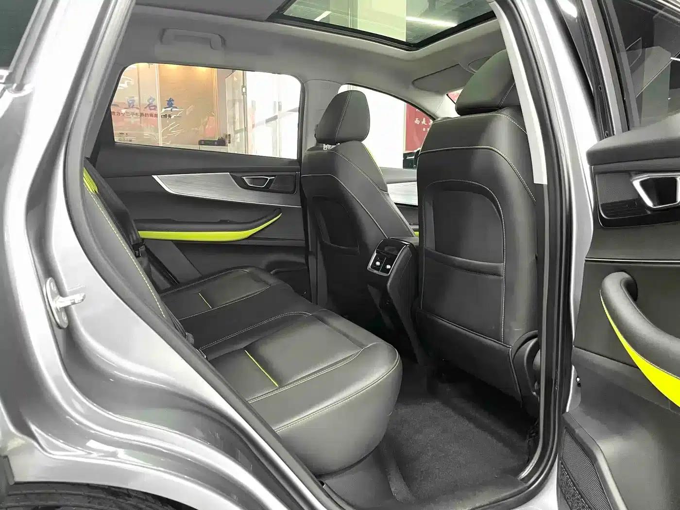 Chery Tiggo 7 PLUS 2022 1.5T CVT Limited Edition in Royal Yellow - Premium Model — миниатюра 11