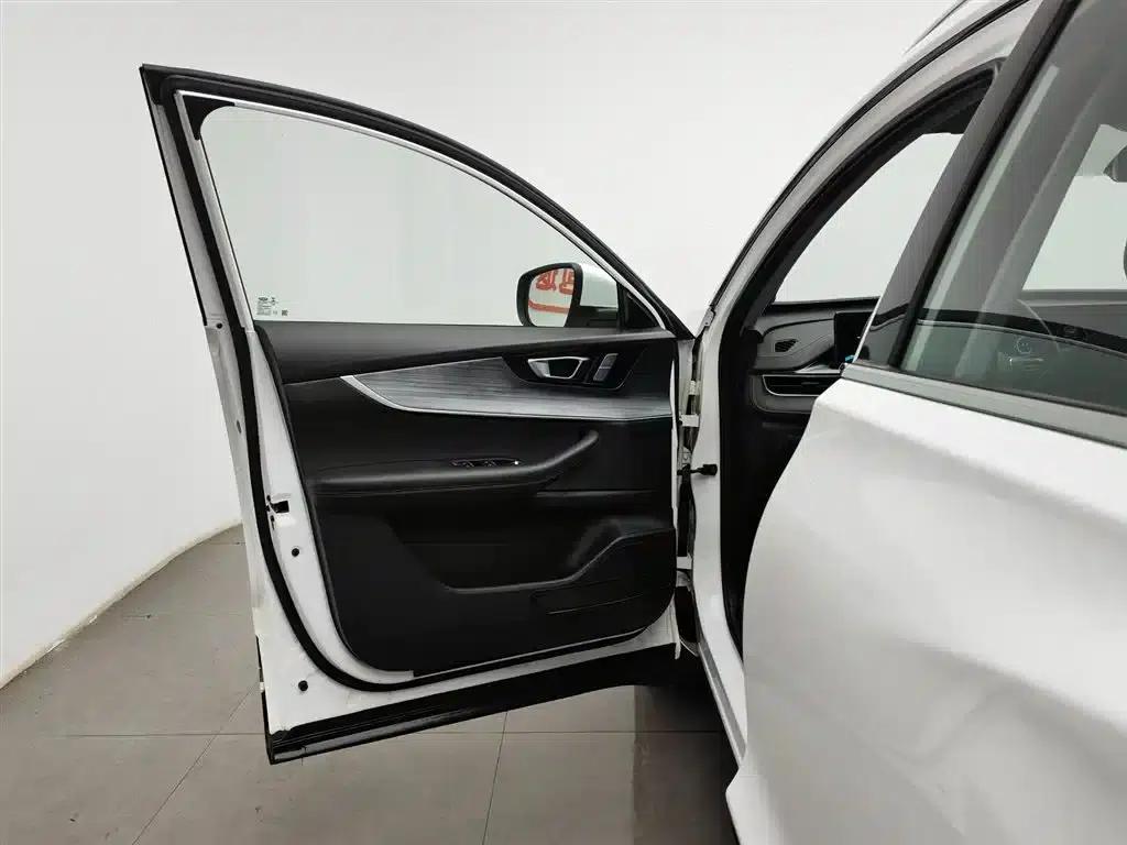 Chery Tiggo 7 PLUS 2022 1.5T CVT Premium+ — миниатюра 8