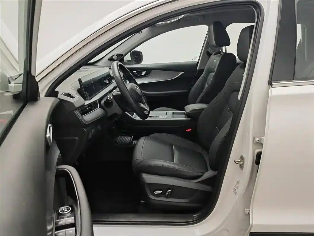 Chery Tiggo 7 PLUS 2022 1.5T CVT Premium+ — миниатюра 10